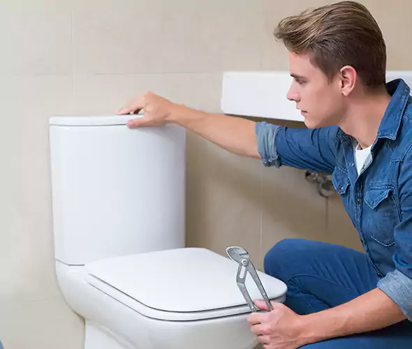 Expert Plumber for Toilet Replacement in Kings Park, NY: Schedule Affordable Toilet Replacement Services with Us